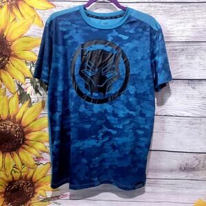 Black Panther Blue and Light Blue Tee Size Men's L‎
